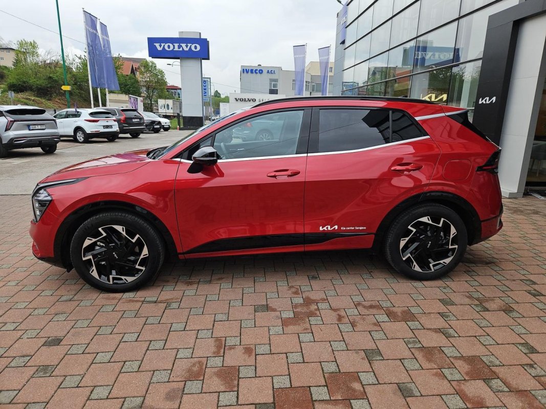 Automobil