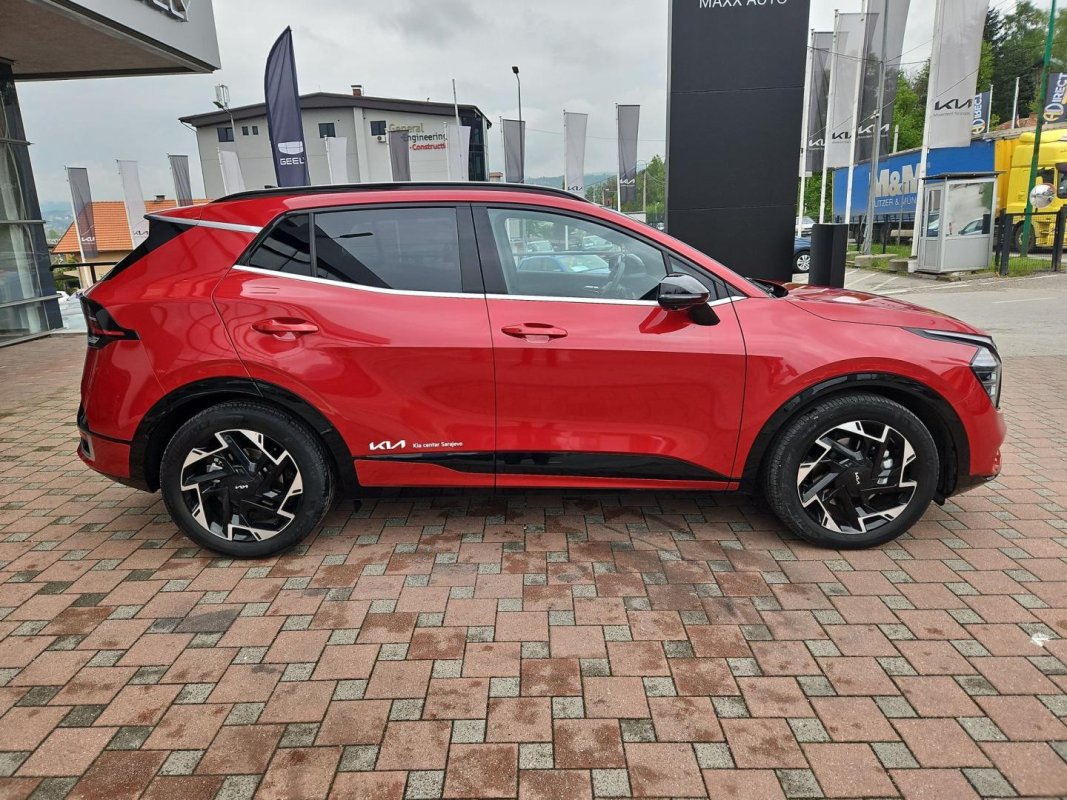 Automobil