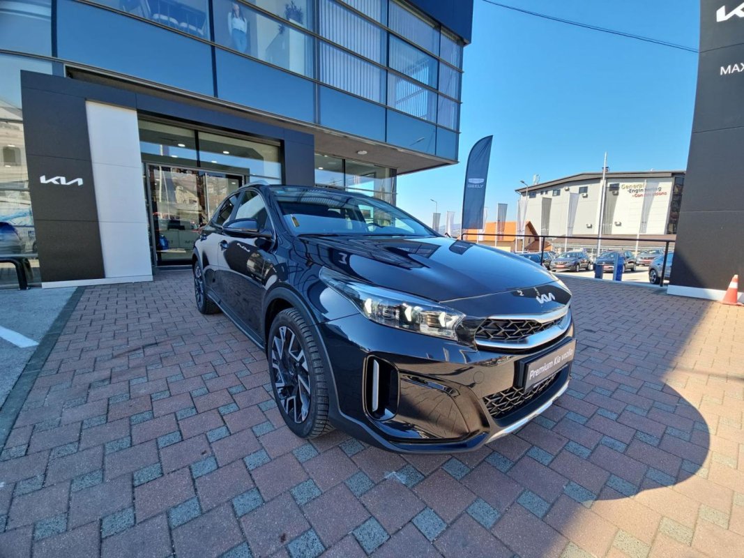 Automobil