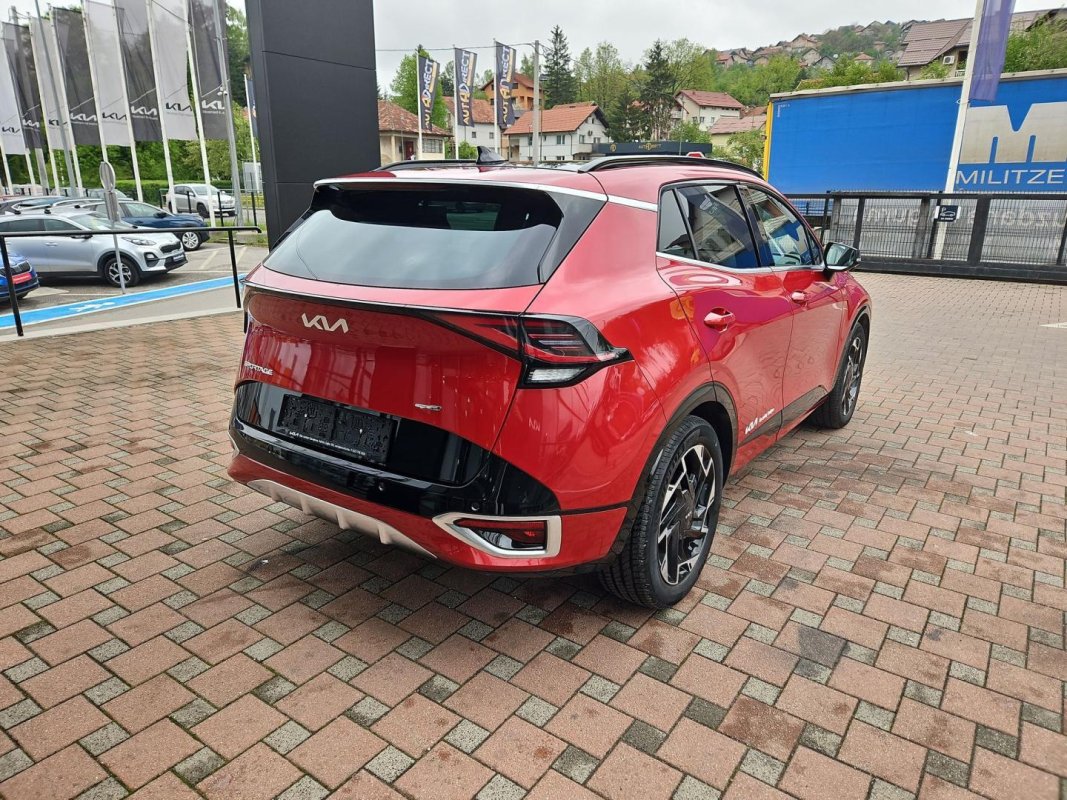 Automobil