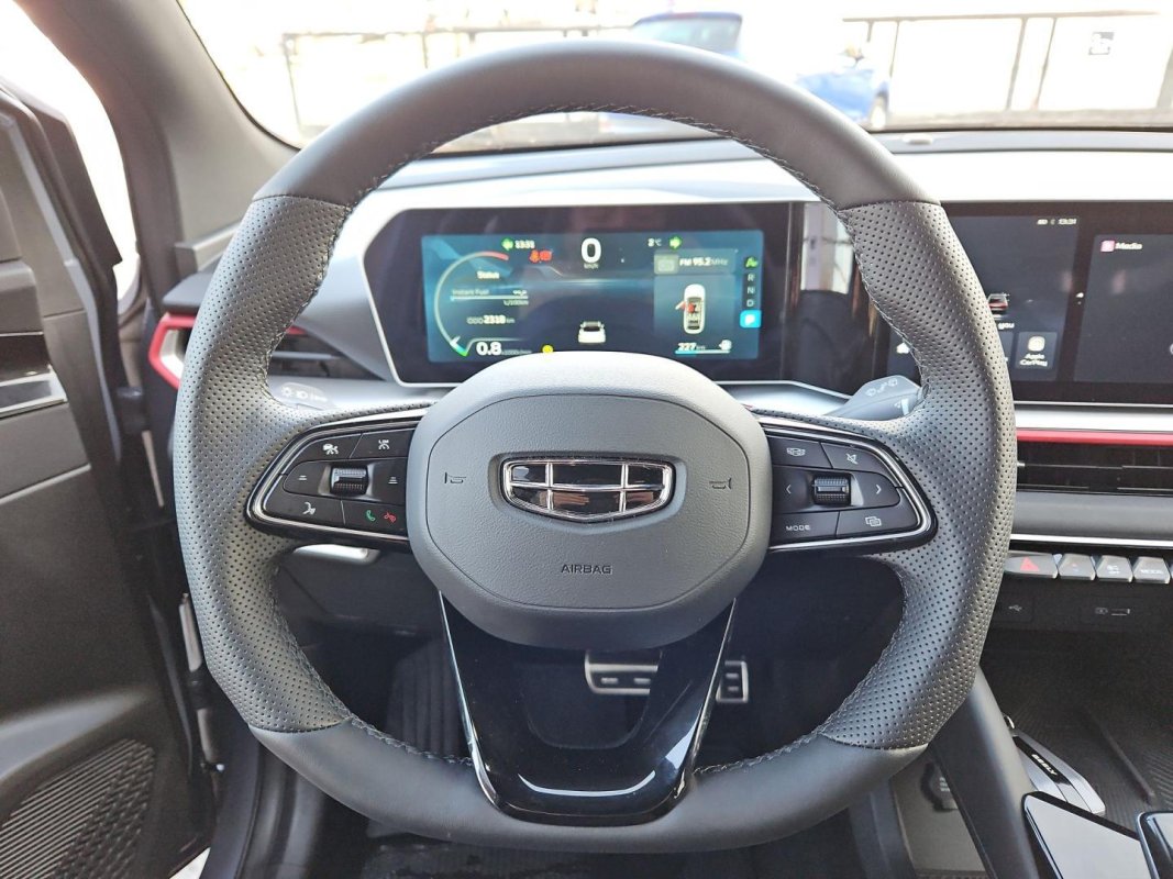 Automobil