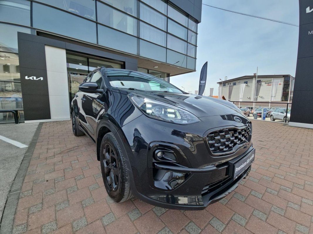 Automobil