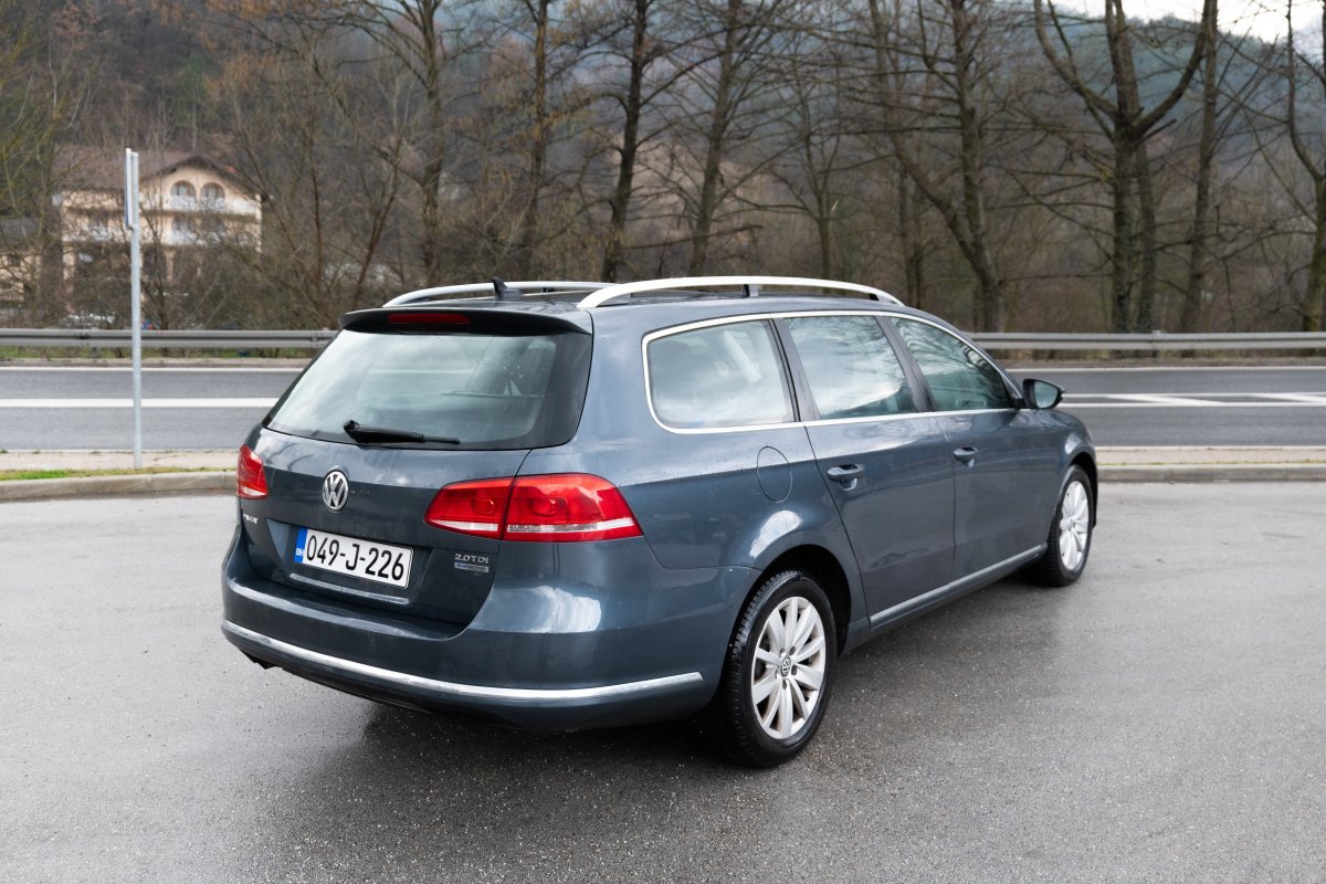 automobil Automobil