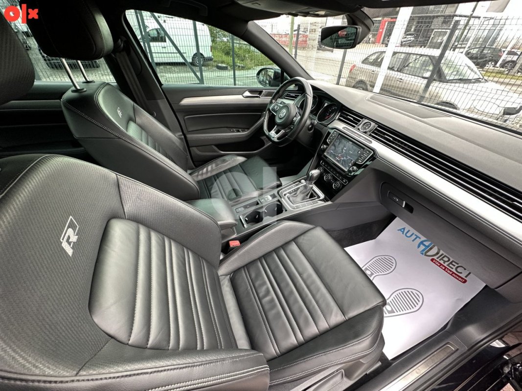 Automobil