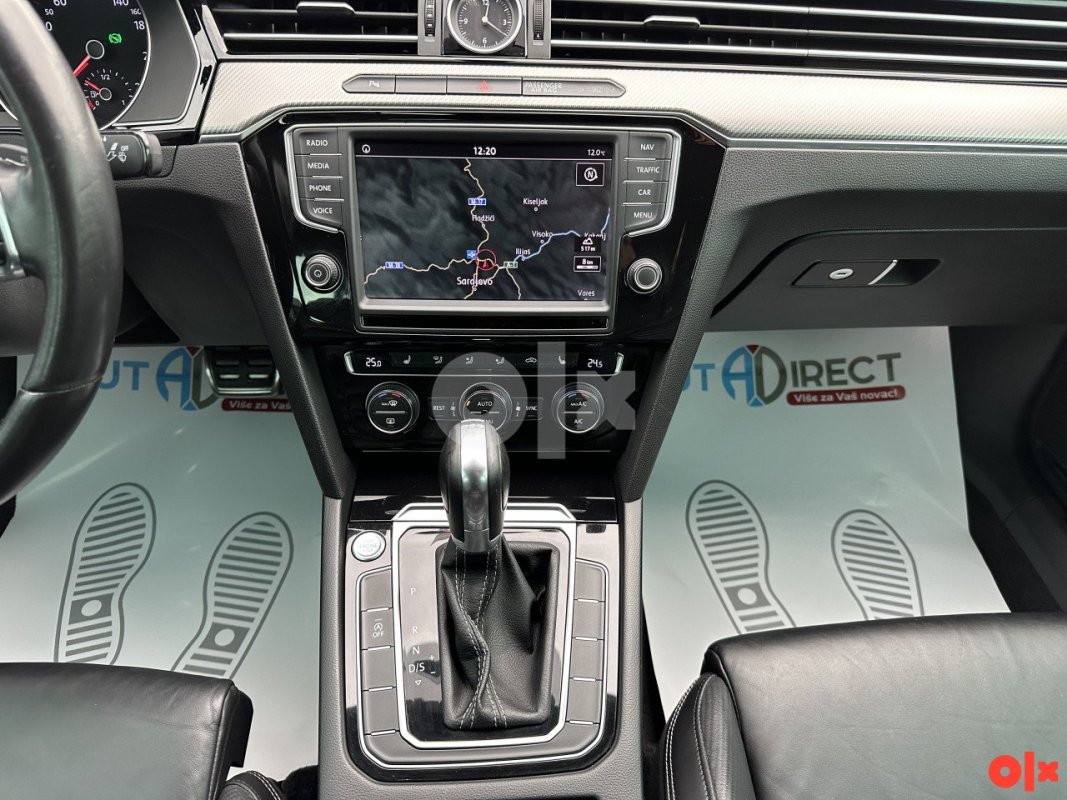 Automobil