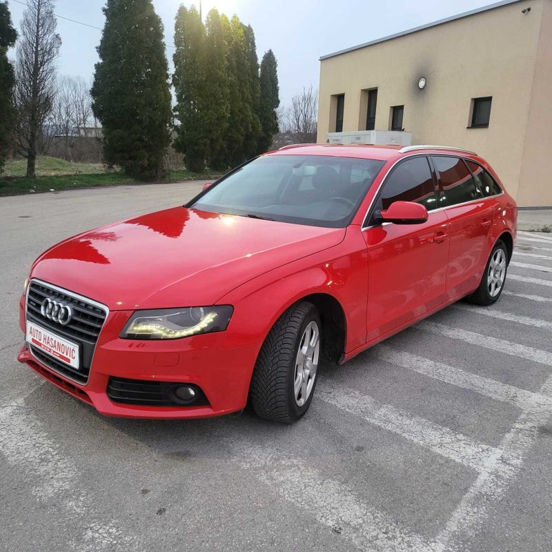 Automobil