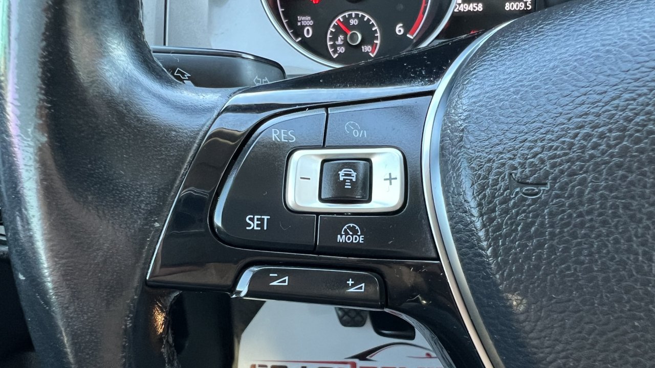 Automobil