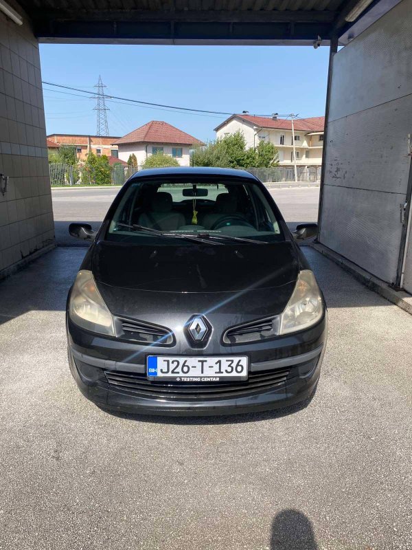 automobil Automobil