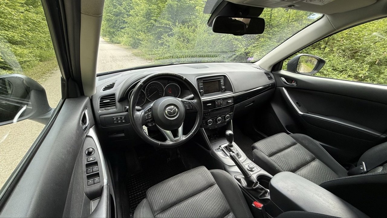 automobil Automobil